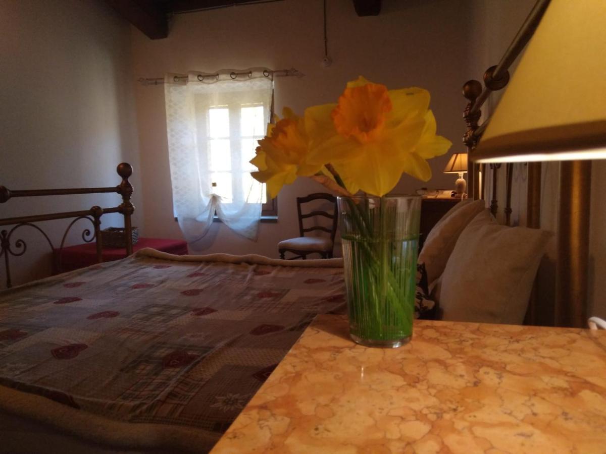 Podere Oliveta มอนเตคาตีนี วัล ดิ เชชินา ภายนอก รูปภาพ